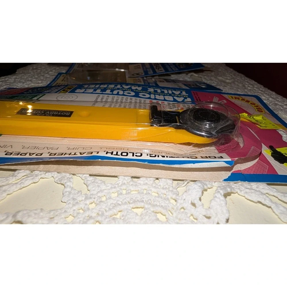 NEW 5pc Vintage OLFA RTY-2/DX , RTY-1/G Rotary Cutter RB45-1 Blades 45mm 28mm